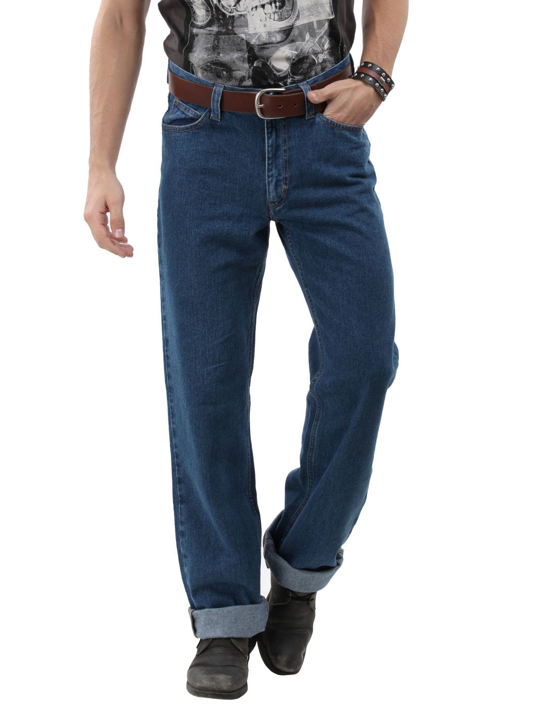 Lee-Men-Blue-Chicago-Fit-Jeans_856f3829ad838d43c45db753f5479abd_images
